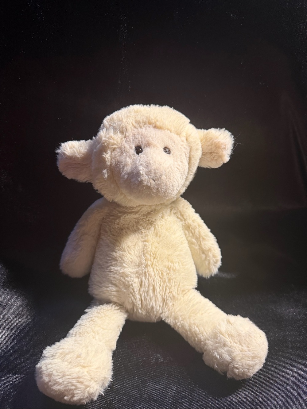 Manhattan Toy Company plush lamb from the Lovelies collection.